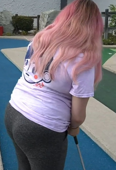 Alluux sex pornostar foto