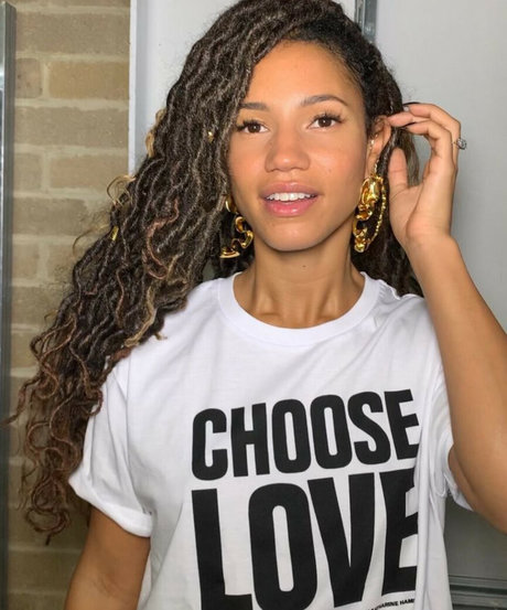 Vick Hope hd sexy galerien