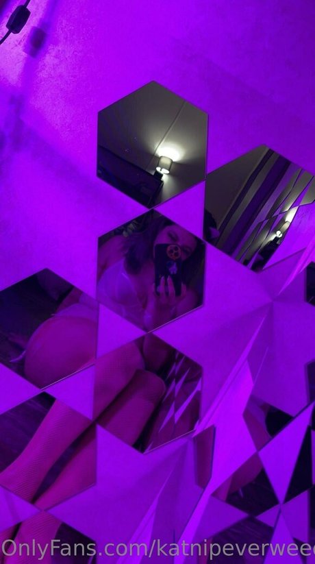 katnipeverweed nacktheit xxx bild