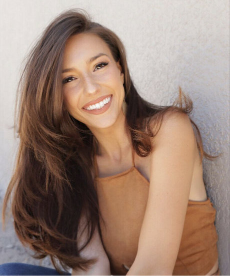 Taylor Alesia schauspielerin heiße bild