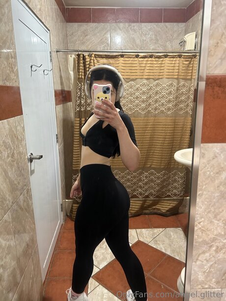 Angel Glitter perfekte sex galerie