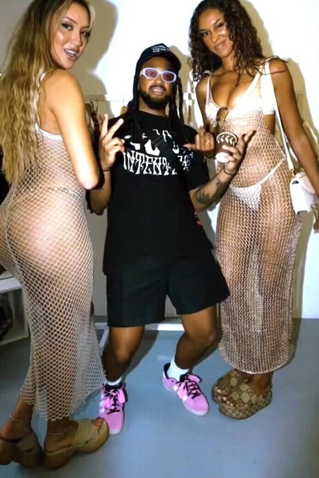 Kiwi Stunner Tasmyn Rose erwachsene pornografische foto