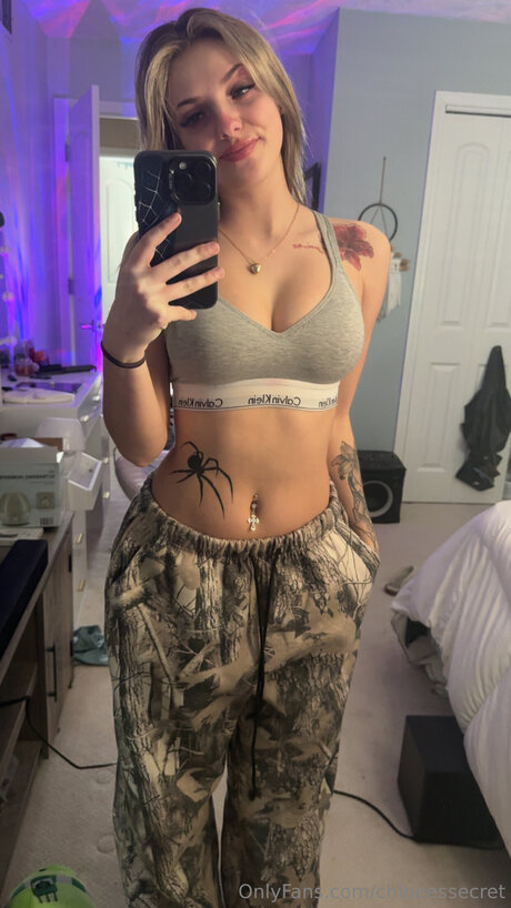 chloeessecret model pornographische bilder