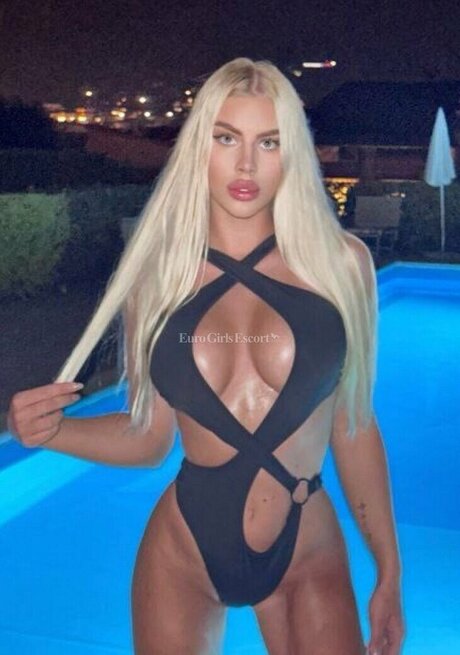 Sonya Lihman kunst sex bilder