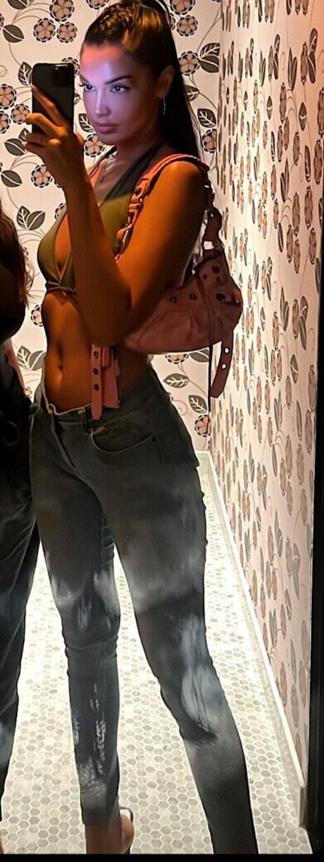 Enisa bukvic hd exklusive foto