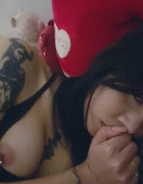 Tr n Th i T m Chi n nackt hd bild