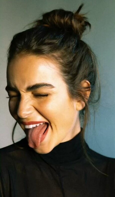 Camila Mayrink pornostar top foto