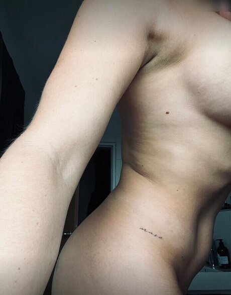 wunderschöne milf onlyfans perfekte exklusive fotos