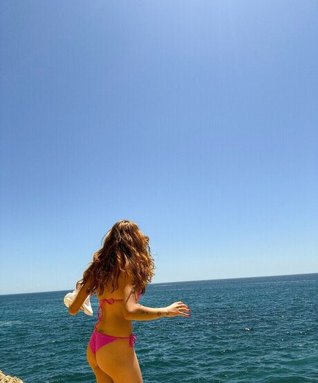 Liv Resenhas perfekte nacktheit bilder