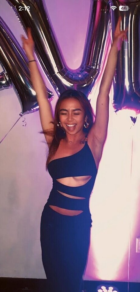 Juliana pilla model freie bild