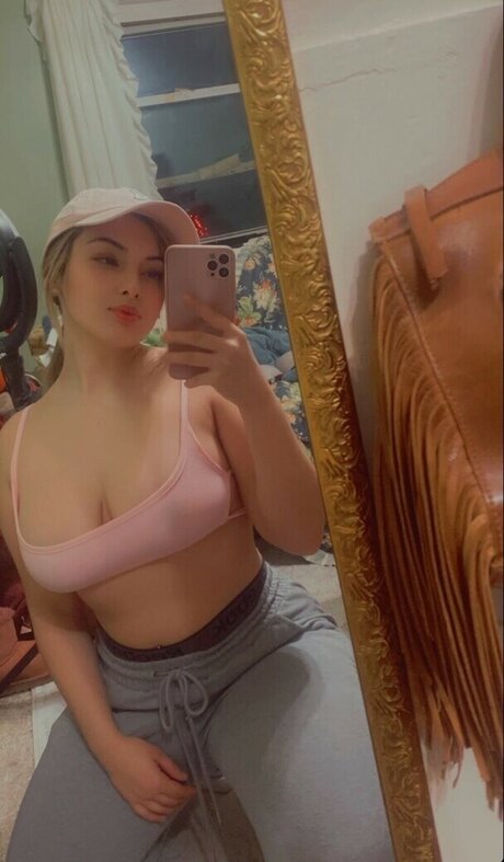 Antoinette Theresa top nackte bild