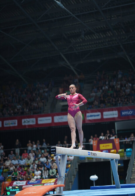 winzige asiatische onlyfans porno hd bild