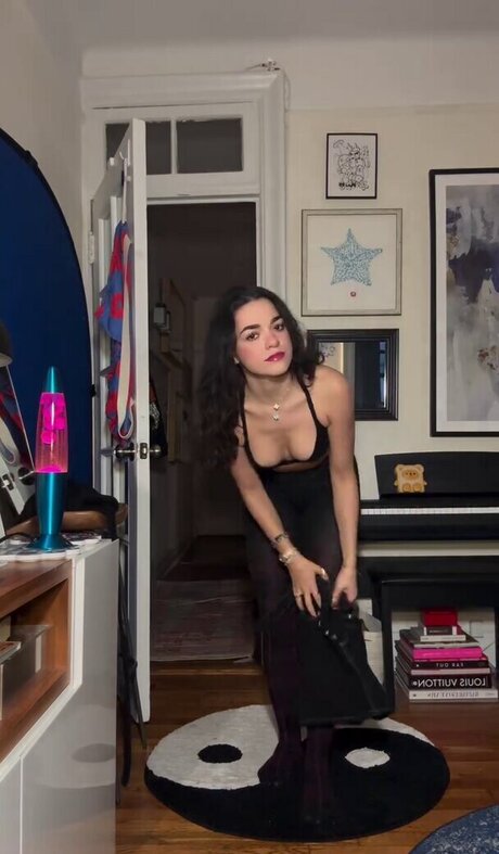 AllyAnnaMaria schöne perfekte bild