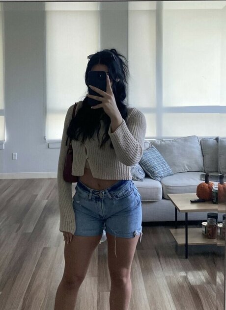 Allison Royalty hd erotische galerie