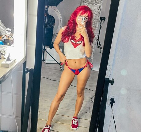 Red Saya hübsche hd fotos