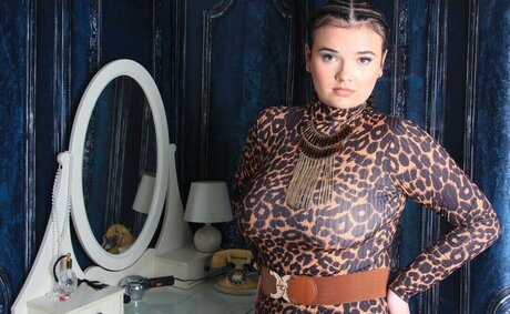 Katieexo134 porno pornostar bild