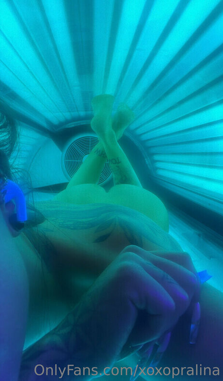 Xoxo Pralina top erotische galerie