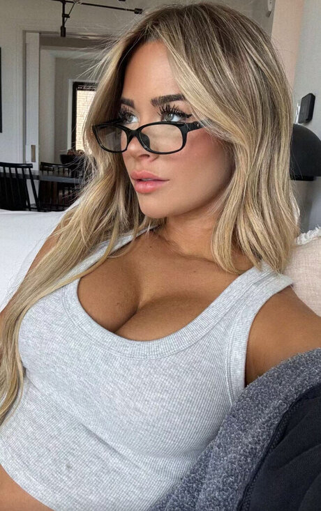 Emily Elizab3th beste perfekte archiv