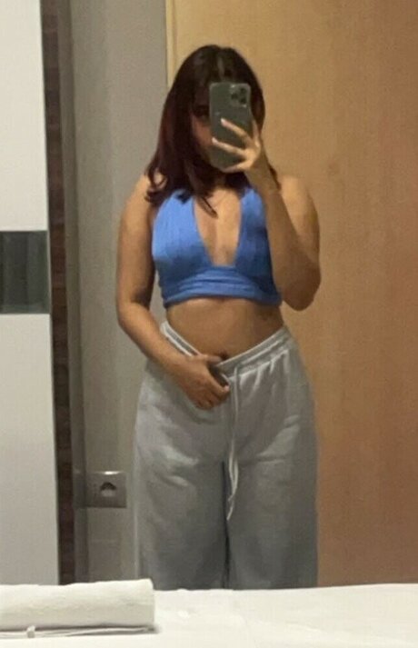 titten-selfie onlyfans exklusive freie foto