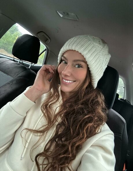 V ctoria7 nackt akt fotos