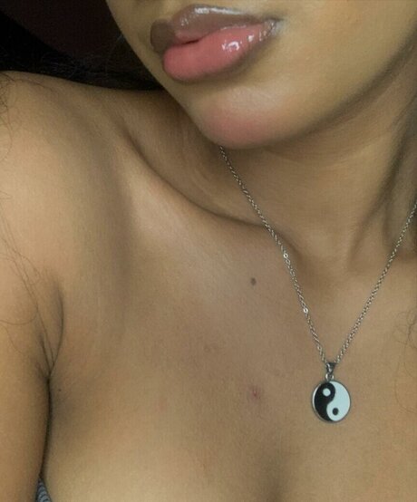 baddiejuu top sex archiv