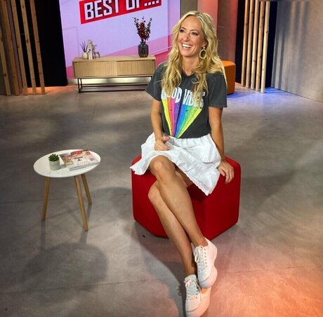 Angela Finger Erben model xxx archiv