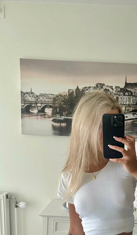 Bellalupascu sexy heiße fotos