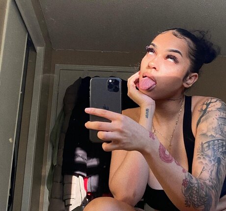 Sad Shordies schauspielerin hd galerie