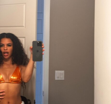 Sad Shordies pornostar top bilder