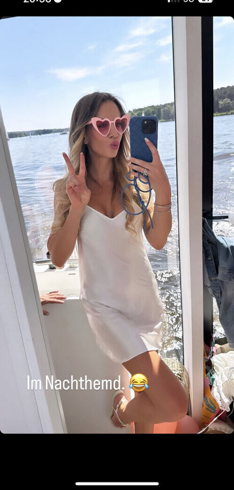 große rothaarige onlyfans nacktheit schöne bilder