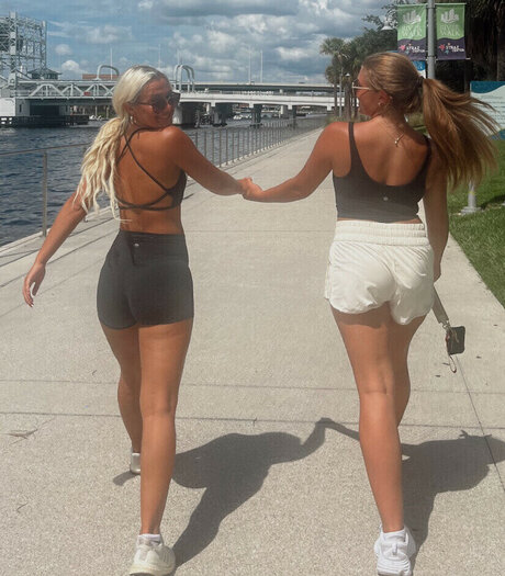 Lillian Evans nackt hd bild