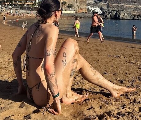 Janaxnell erwachsene perfekte bild