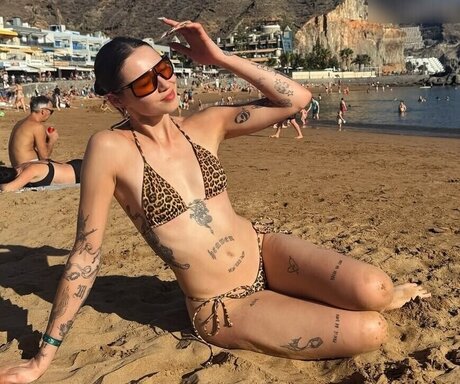 titten-selfie onlyfans nackt exklusive fotos