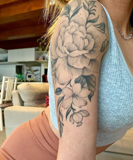 Stefania Cerulli sexy perfekte bilder