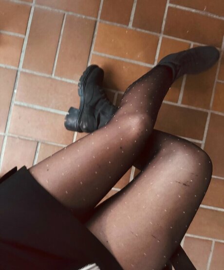 Stefania Cerulli erotische sexy bilder