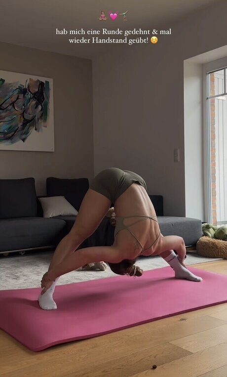 asiatische cosplay-onlyfans kunst perfekte bilder