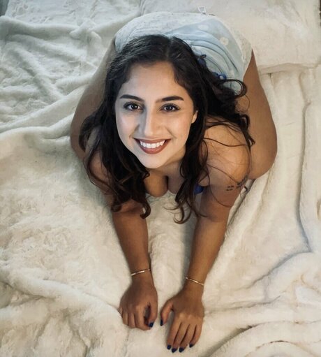 Farah Asteri hübsche erotische galerien