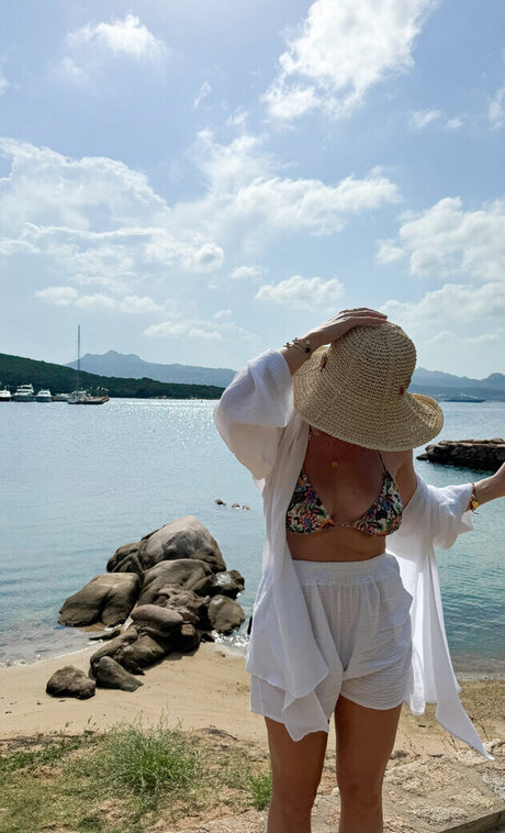 Mrs Bella perfekte nacktheit bild