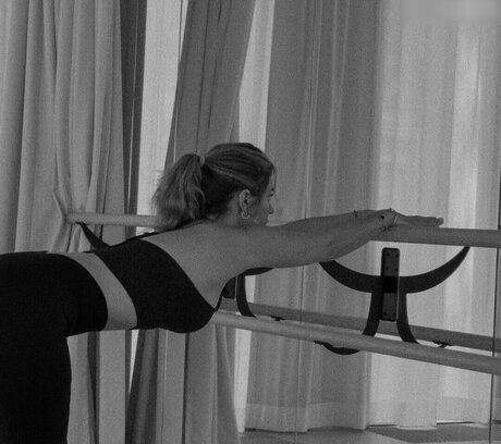 Mrs Bella top erotische galerien