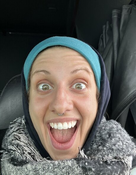 Victoria Liro hd sexy foto