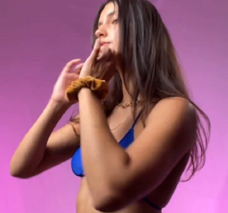 Angelic Roxy model erwachsene galerie