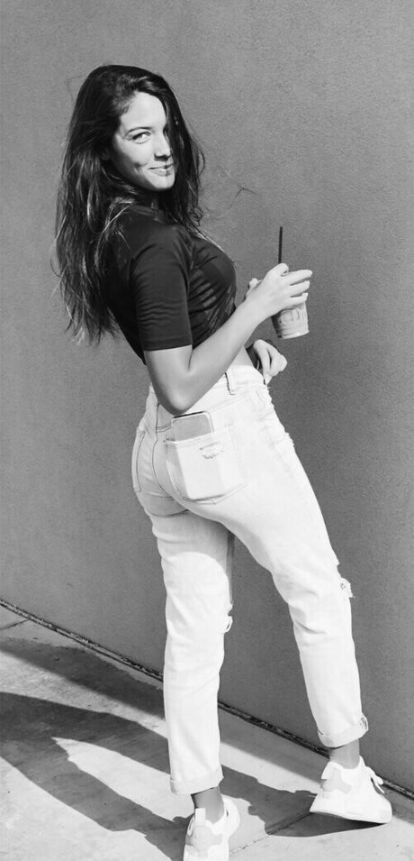 cierrabrickley erwachsene sexy bilder