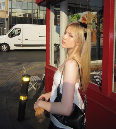 Kitty Mae kostenlose akt fotos