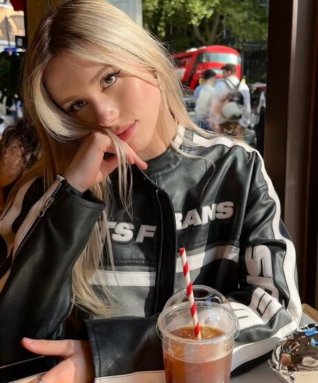 Kitty Mae top sex galerien