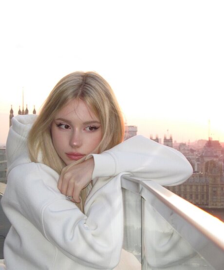 Kitty Mae hd pornografische foto