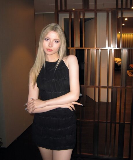 Kitty Mae pornostar exklusive bild