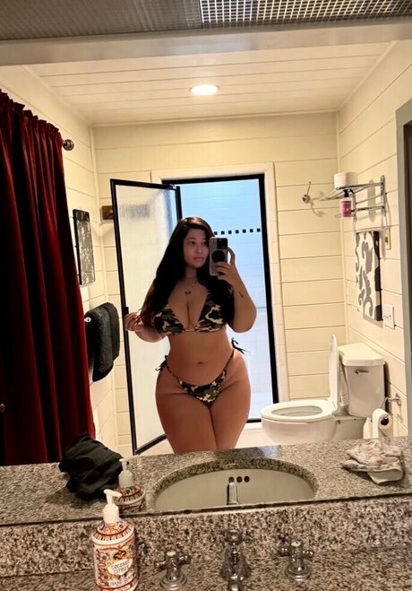 Megan Shaye xxx freie bild