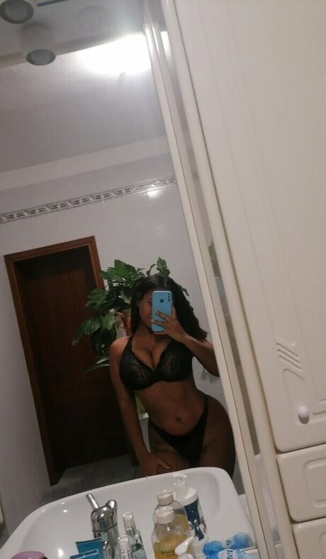 Mery Gatti nackt pornographische galerien