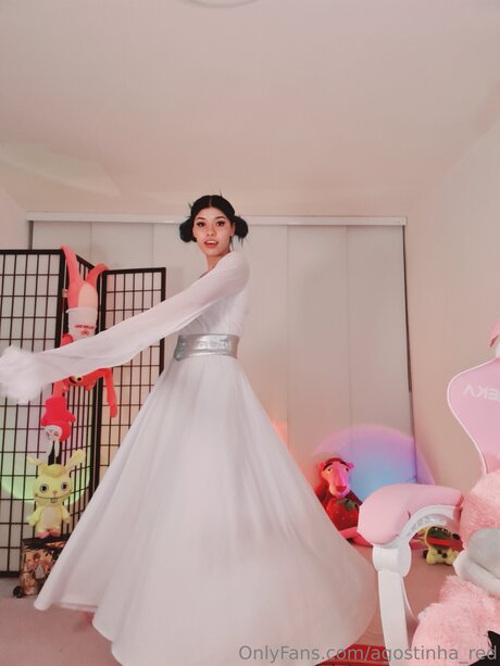 Agostinha Red porno foto