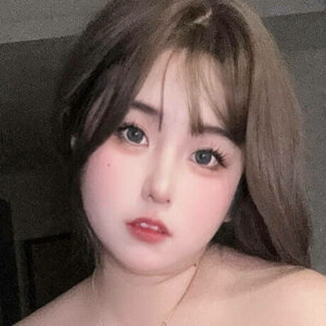 XiaoYuZhangGui model nacktheit bild